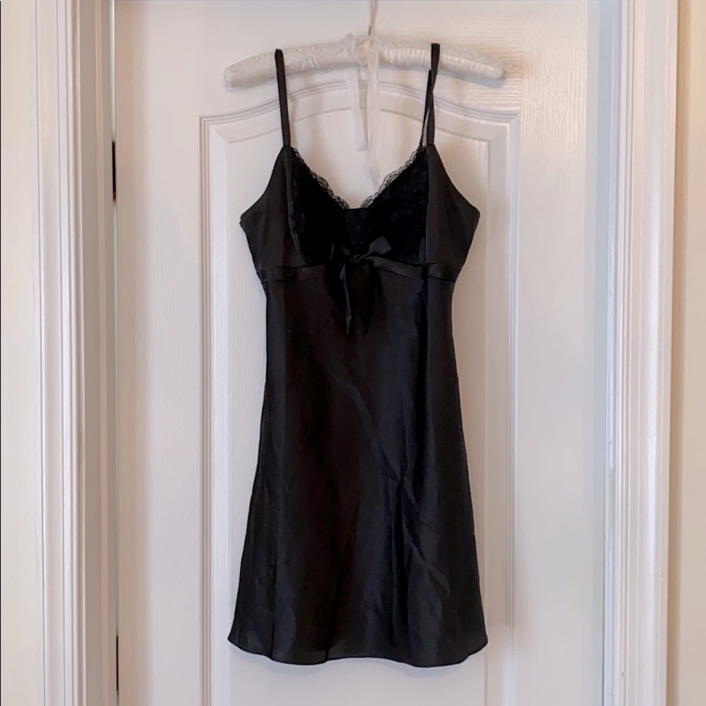 🌸 New without tags Sexy Black Satin Babydoll